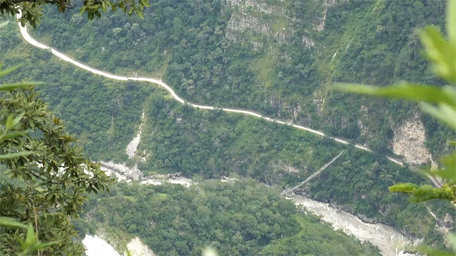 Tsamang Gewog residents call for motorable bridge over Kurichu to ease